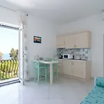 Aquamarine Relaxing Apartament Capri