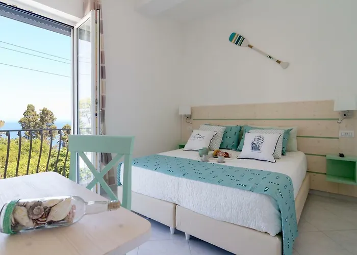 Aquamarine Relaxing Capri