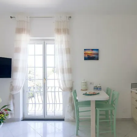 Apartment Aquamarine Relaxing Capri